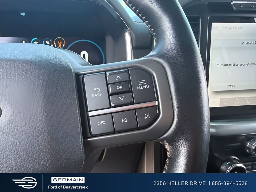 Used 2021  Ford Lariat image 19