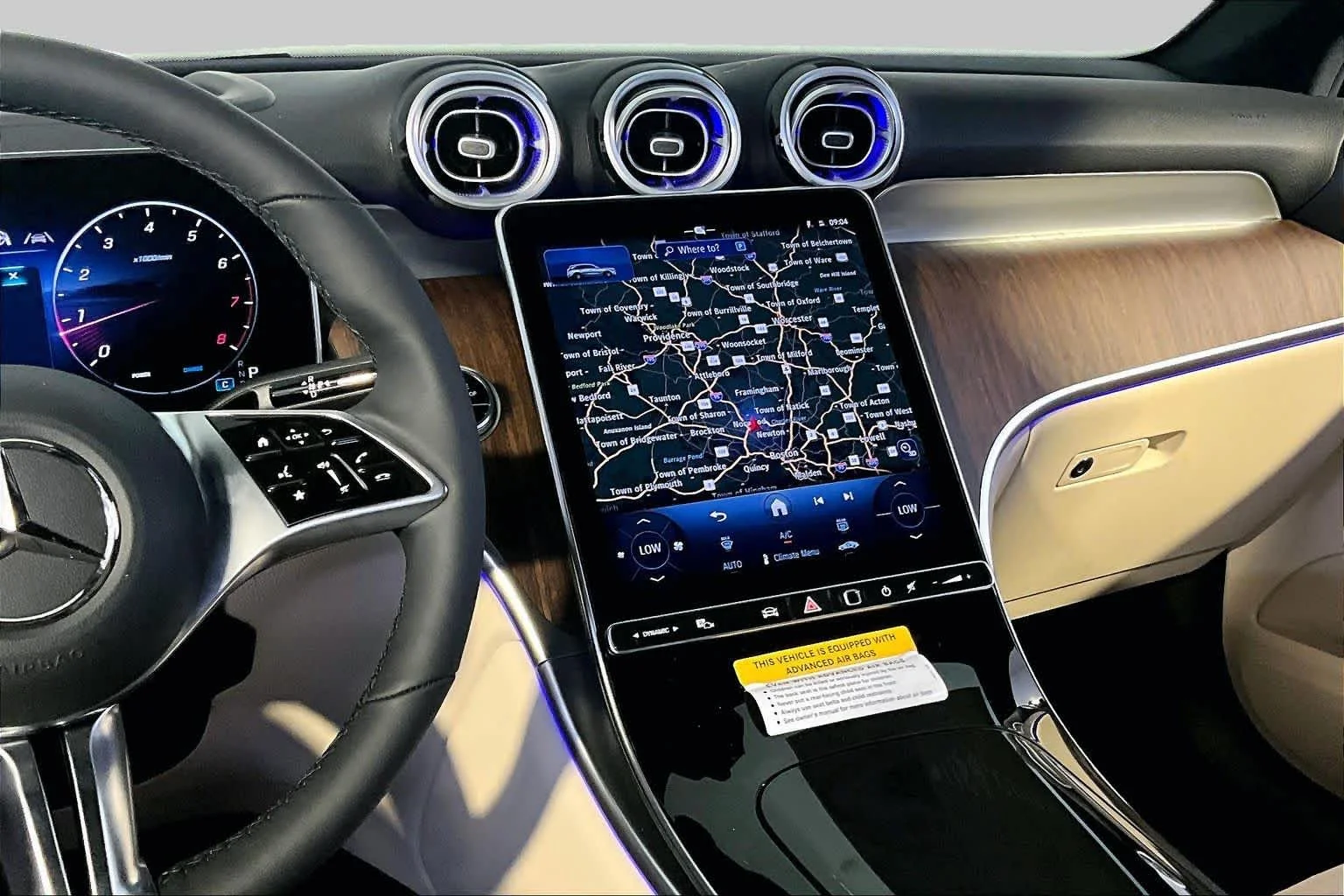 New 2026 Polar White Mercedes-Benz GLC 300 image 8