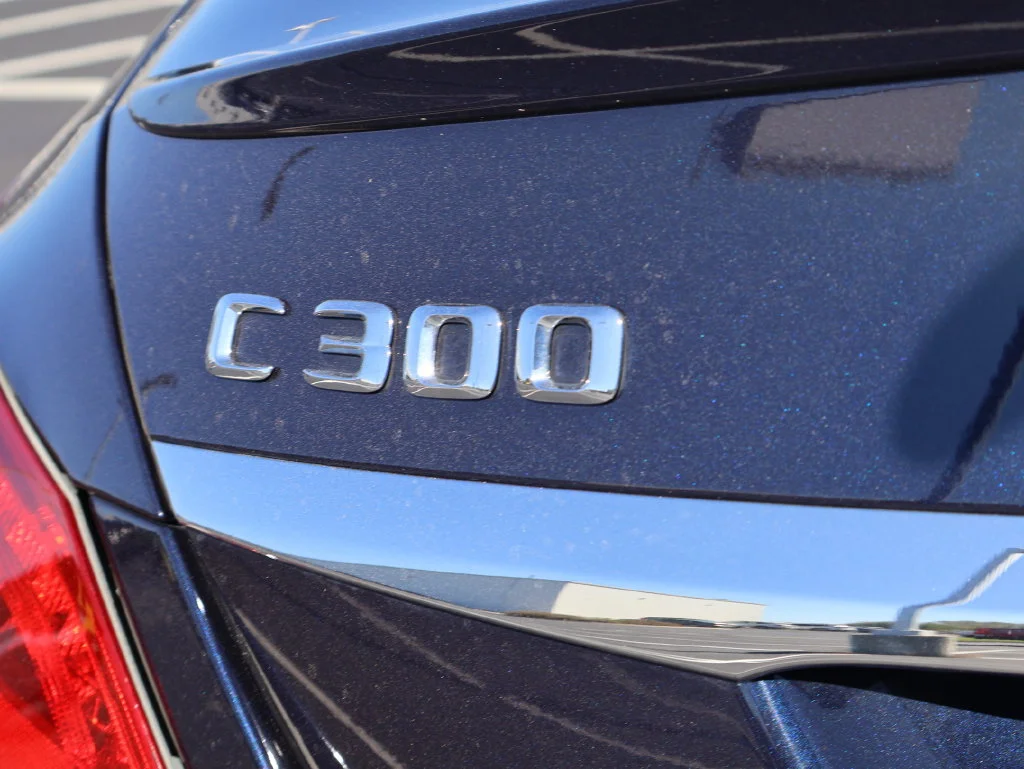 Used 2016  Mercedes-Benz C 300 image 35