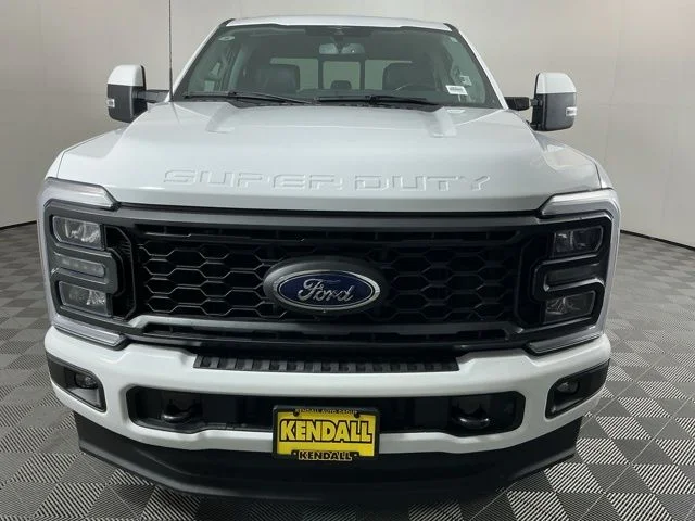 Used 2023 White Ford Lariat image 2