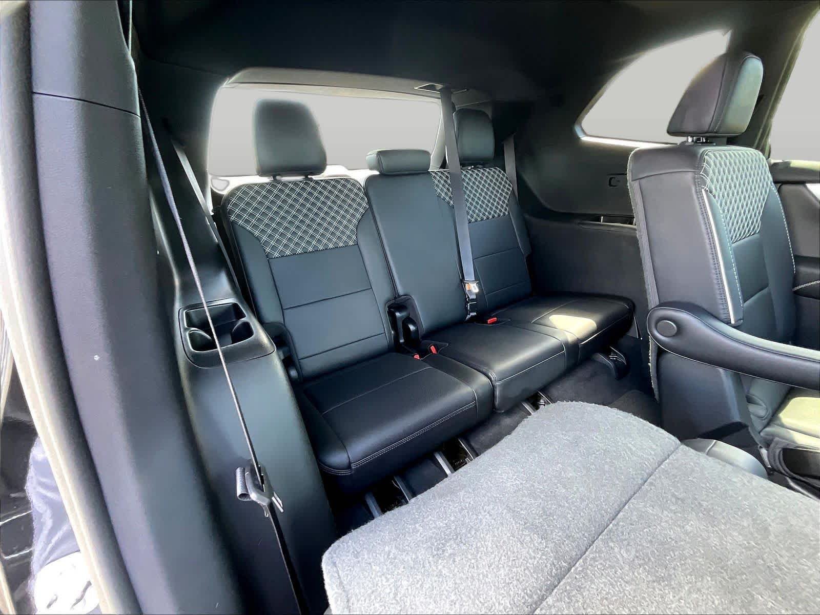 2024 GMC Acadia Denali - Photo 28
