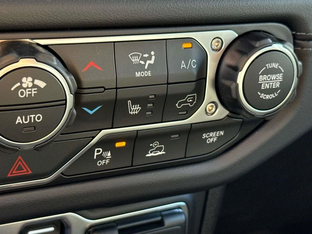 New 2026 Gray Jeep Rubicon X image 28