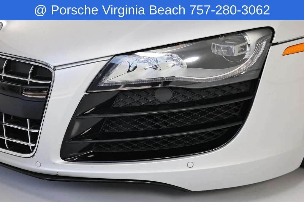 Used 2011 Silver Audi 5.2 image 11