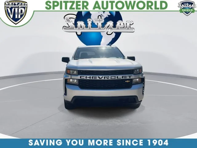 Used 2021 Silver Chevrolet Custom image 3