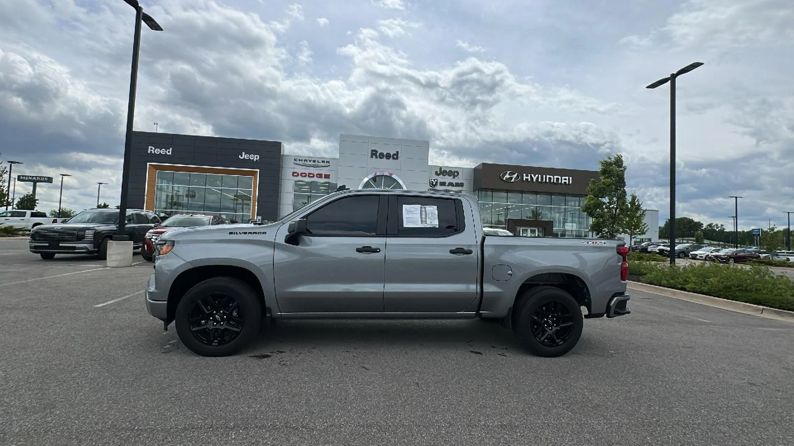 Used 2024 Chevrolet Silverado 1500 Custom with VIN 1GCPDBEK3RZ210884 for sale in Kansas City