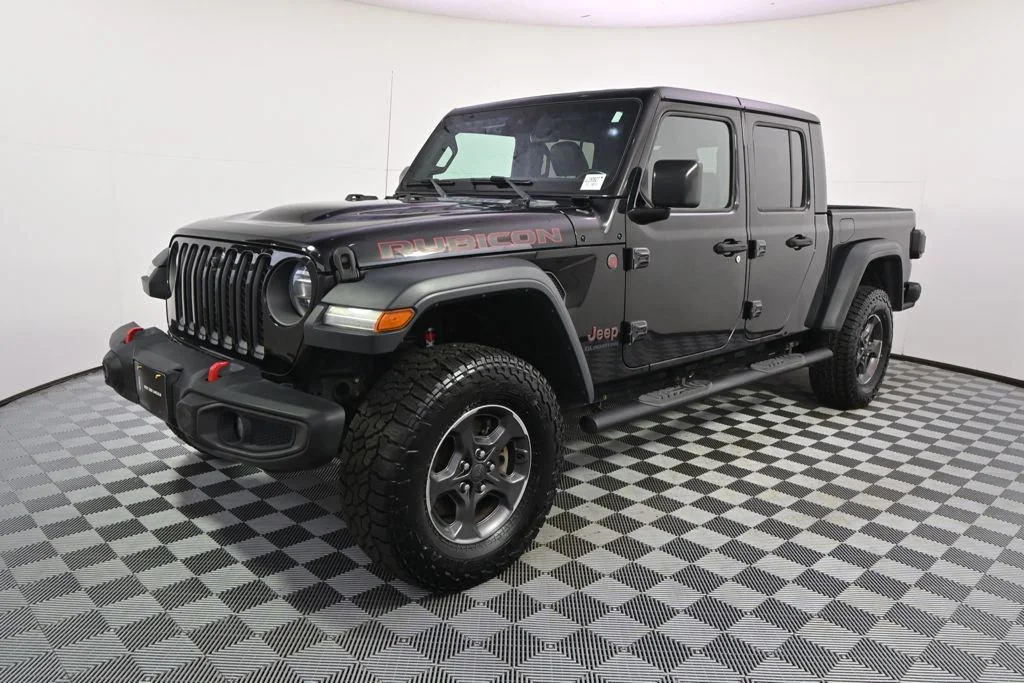 Used 2020 Jeep Gladiator Rubicon with VIN 1C6JJTBG4LL150927 for sale in Richfield, Minnesota