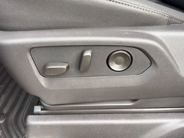 2026 Chevrolet Silverado 1500 LT - Photo 10