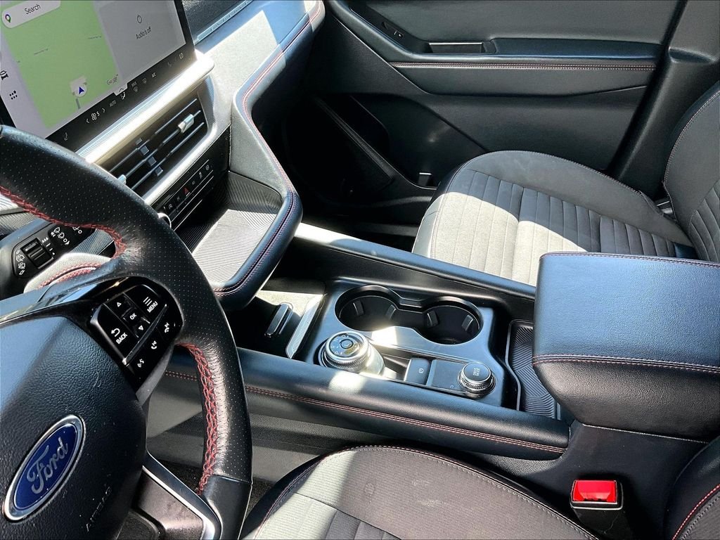 Used 2025 Gray Ford ST-Line image 14