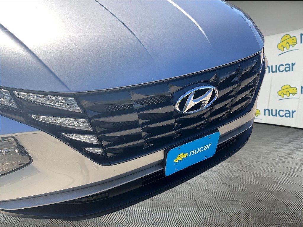 Used 2024 Silver Hyundai SE image 29