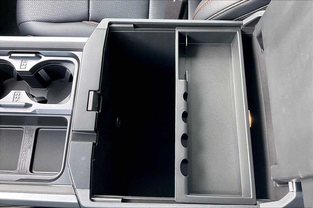 New 2026 Ford Super Duty F-250 Lariat 4D Crew Cab