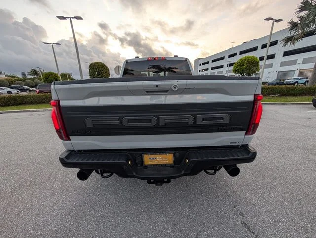 2024 Ford F-150 Raptor - Photo 11