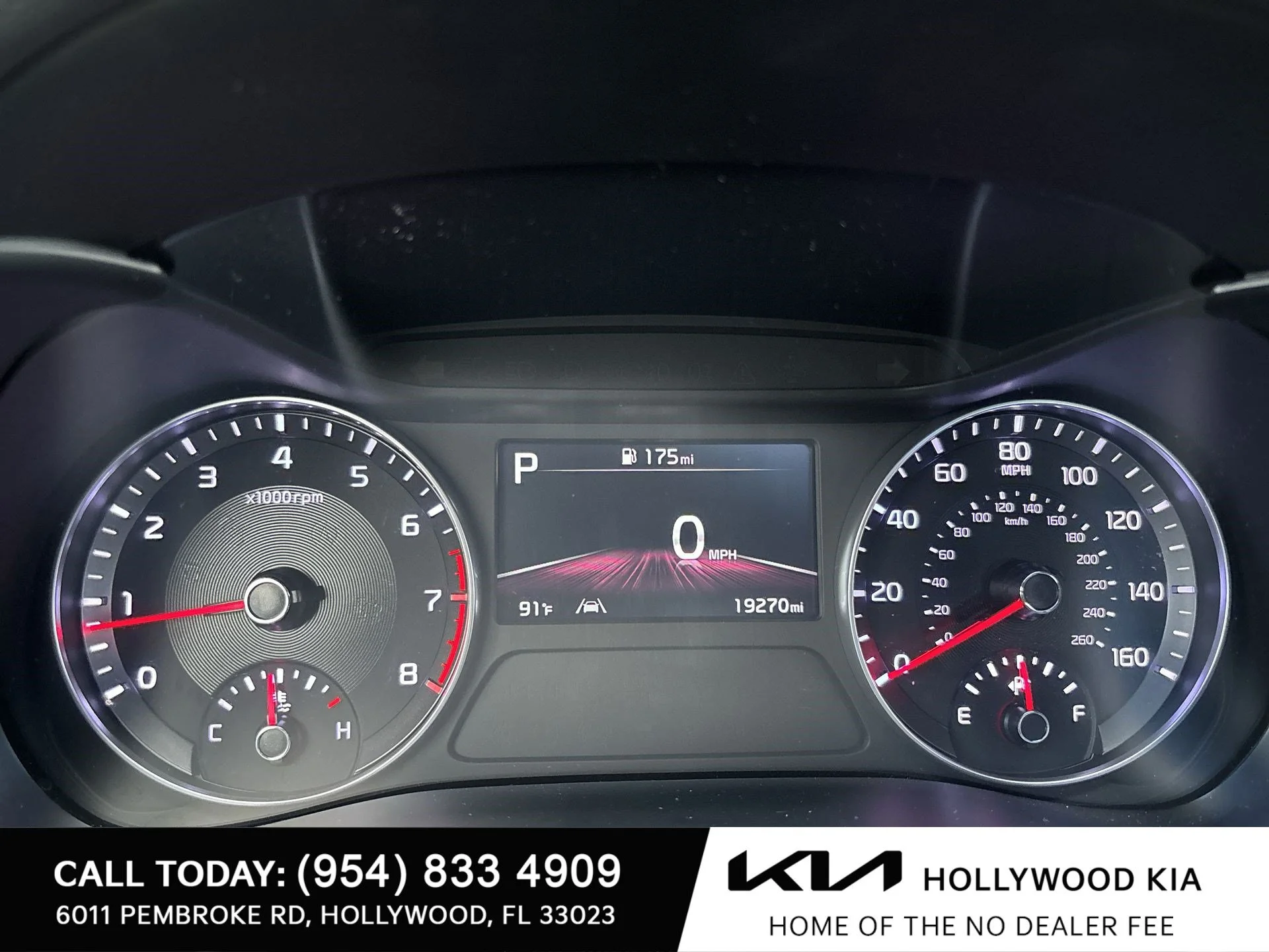 Used 2024 Snow White Pearl Kia GT-Line image 10