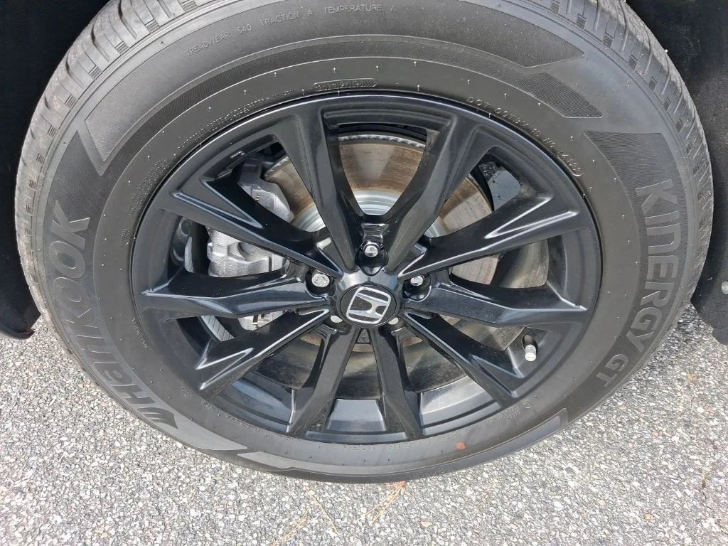 Used 2023  Honda Sport image 15