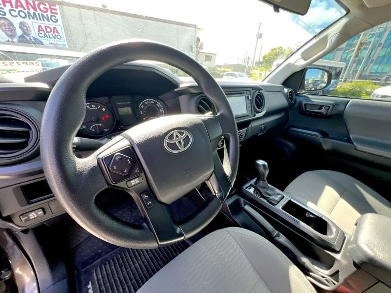 Used 2016 Gray Toyota SR image 16