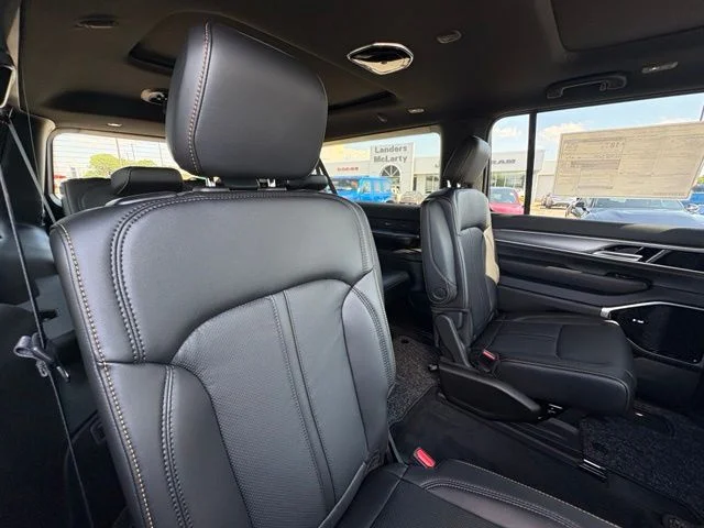 New 2026 High Gloss Black Exterior Paint Jeep  image 13
