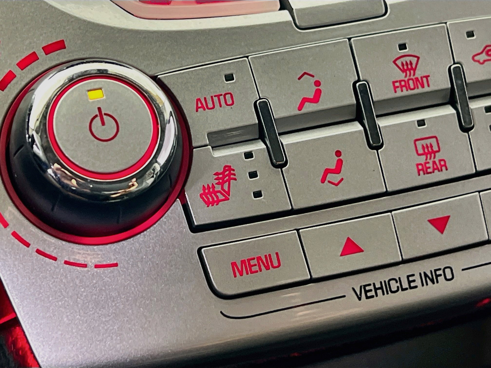 Used 2012 Olympic White GMC SLE-2 image 19
