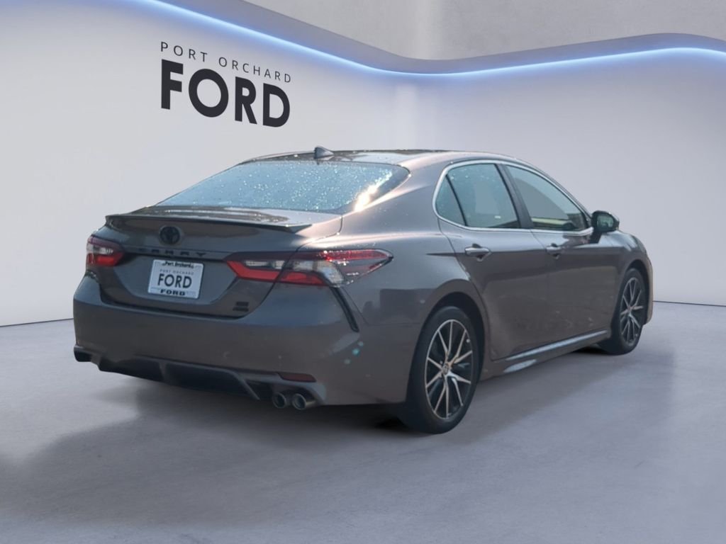 Used 2024 Predawn Gray Mica Toyota SE image 7