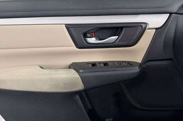 Used 2018 White Diamond Pearl Honda LX image 15