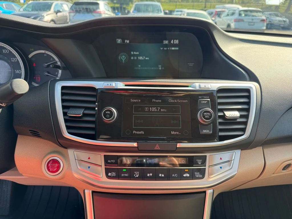 Used 2014 White Orchid Pearl Honda EX-L image 9