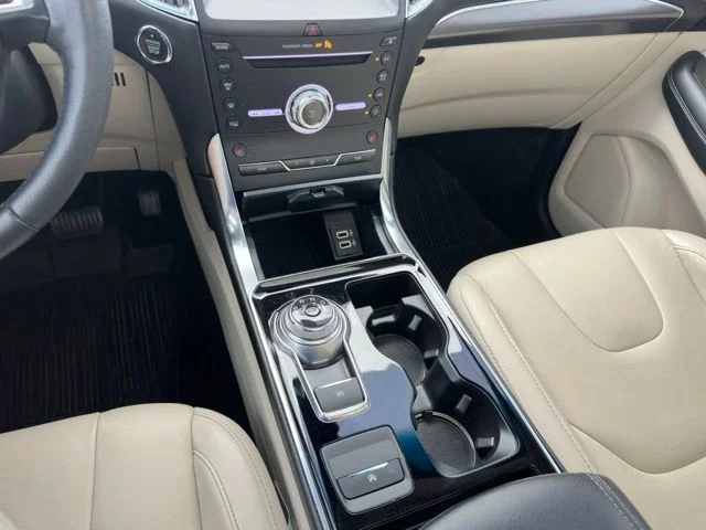 Used 2019 Red Ford Titanium image 22