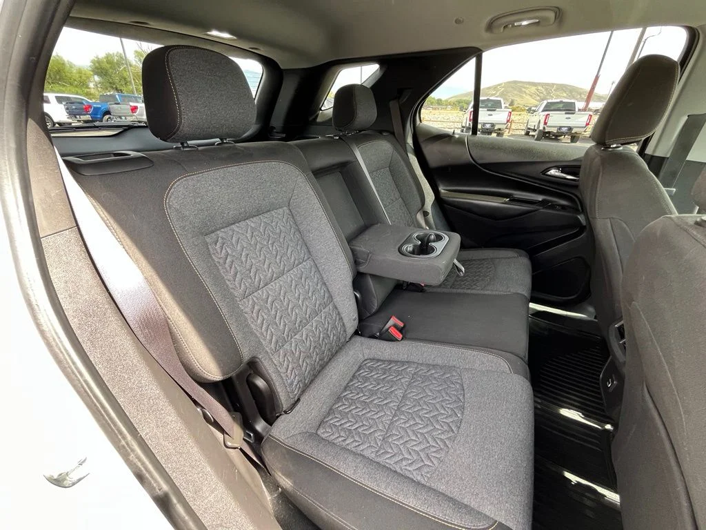 Used 2022 White Chevrolet LT image 17