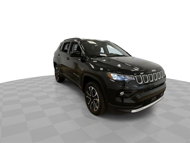 Certified Used 2022 Black Jeep Limited 4x4 image 3