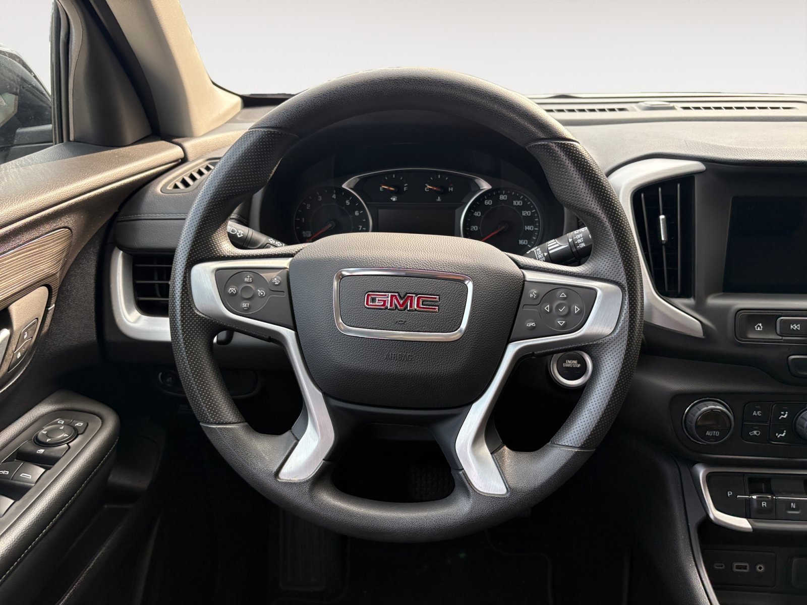 Used 2024 Sterling Metallic GMC SLE image 14
