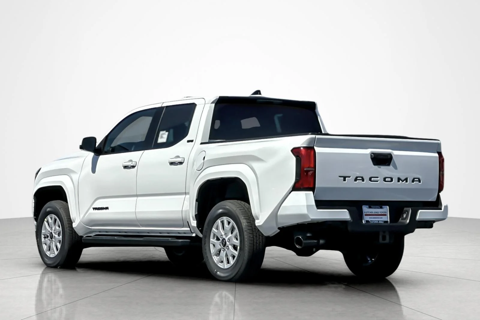 New 2026 Ice Cap Toyota  SR5 image 3