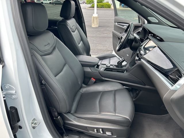 Used 2024 White Cadillac Premium Luxury image 36