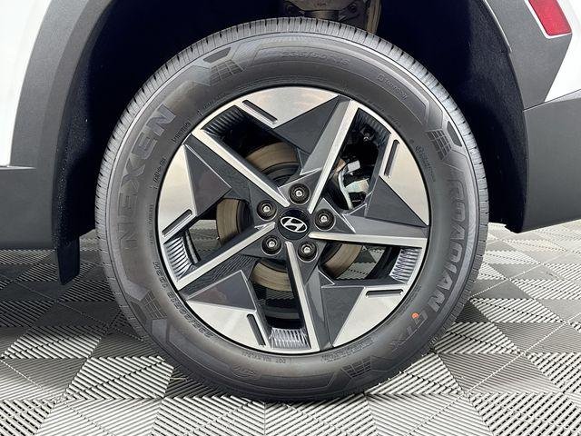 New 2026 White Hyundai SEL Convenience image 46