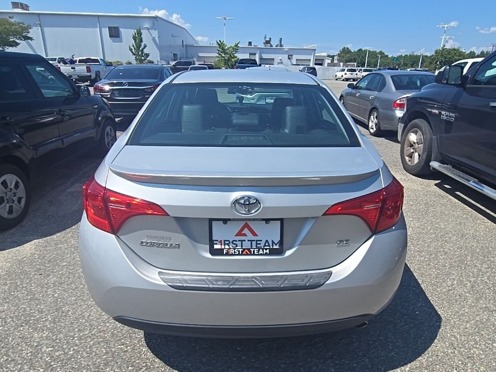 Used 2018 Silver Toyota SE image 6