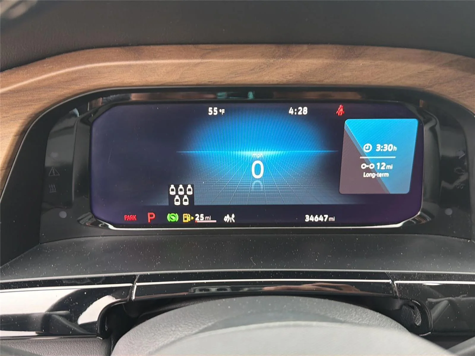 2025 Volkswagen Atlas SE w/Tech - Photo 16