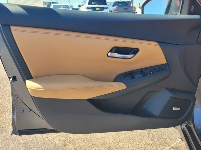 Used 2025 Gray Nissan SV image 18