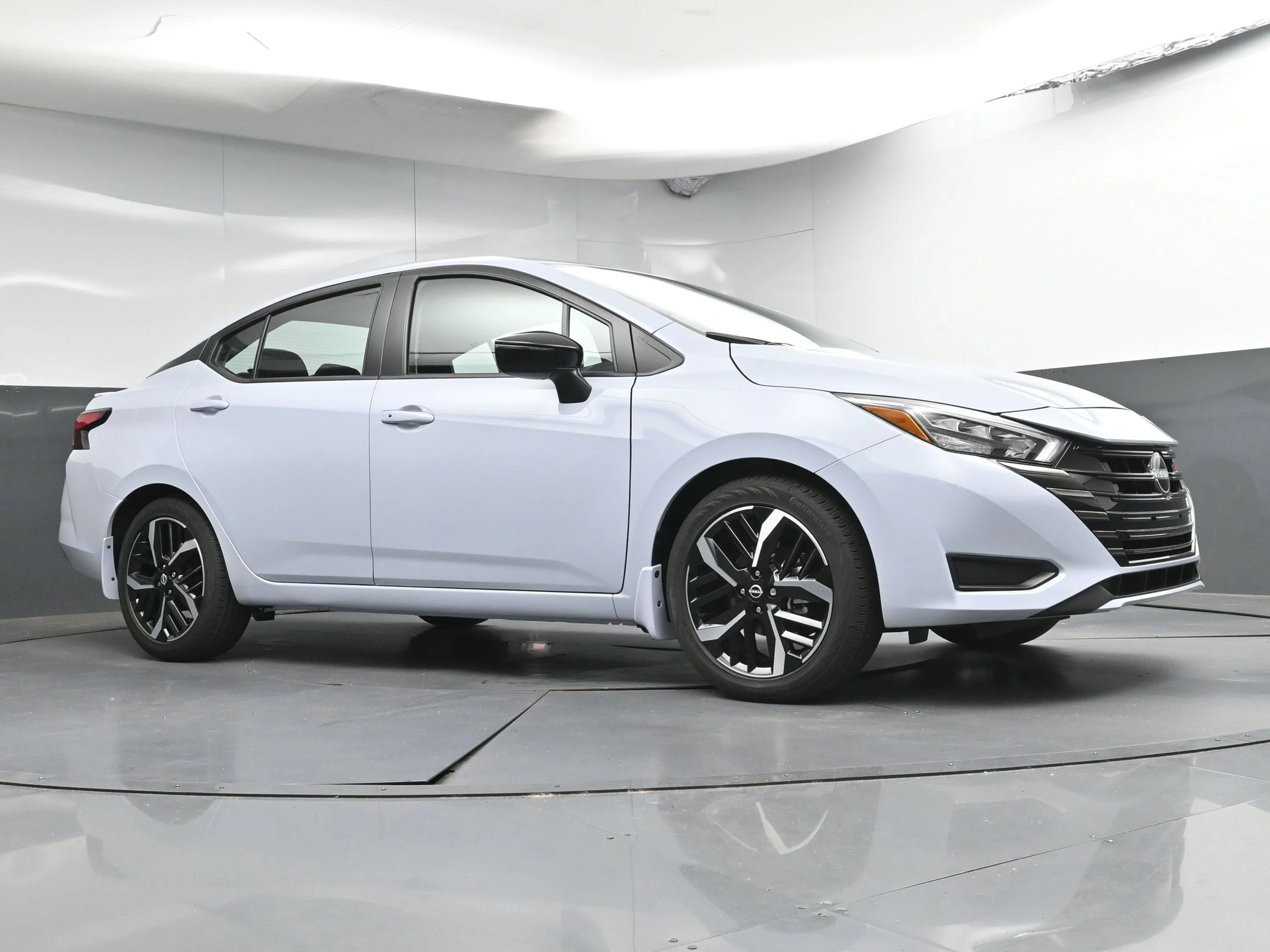 Certified Used 2025 Gray Sky Pearl Nissan SR image 22