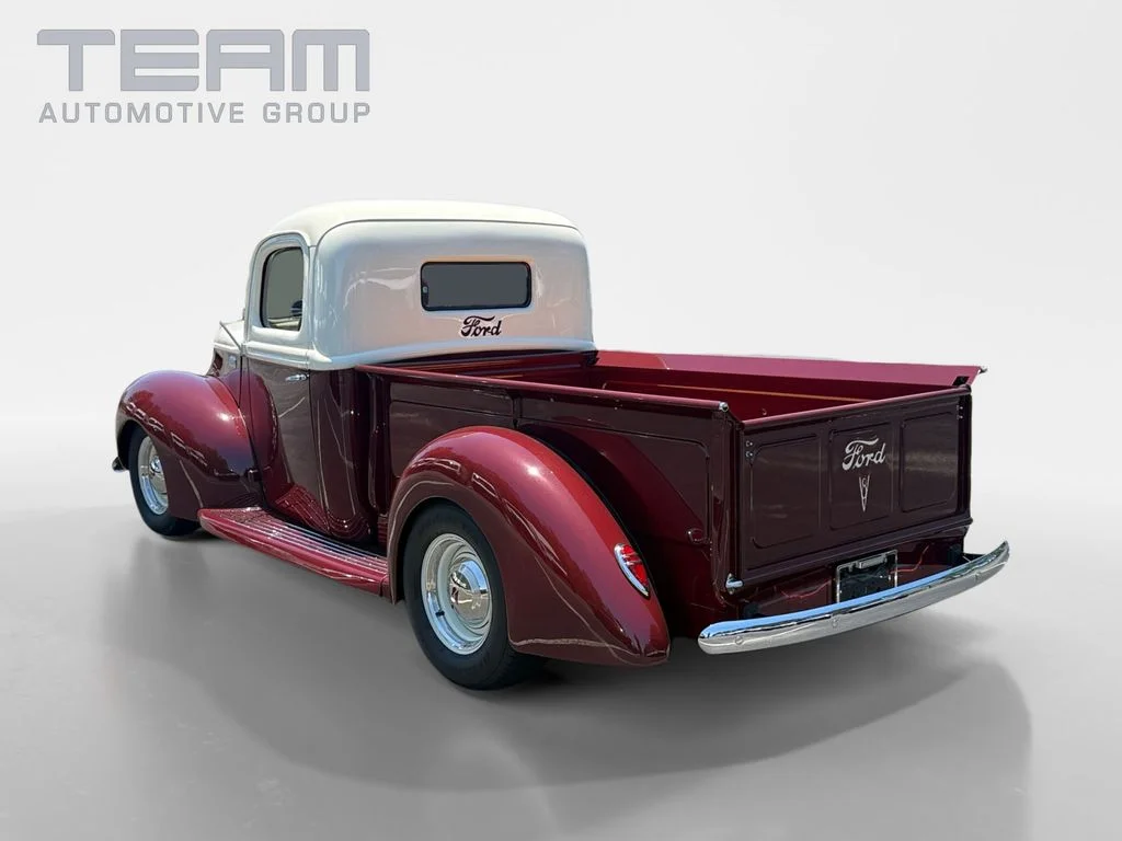 Used 1946 Red Ford F100 image 4