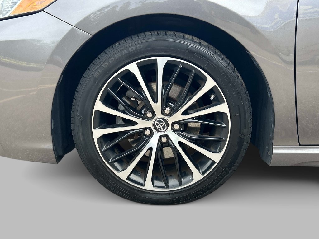 Used 2019 Gray Toyota SE image 9