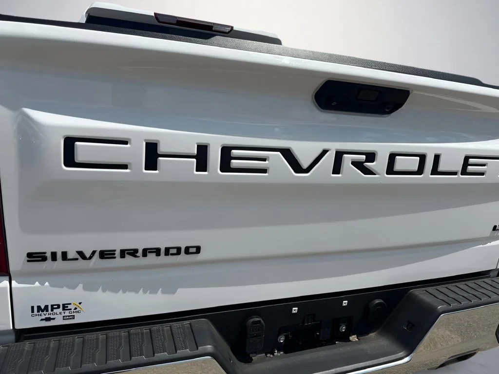 Used 2024 Summit White Chevrolet LT image 80