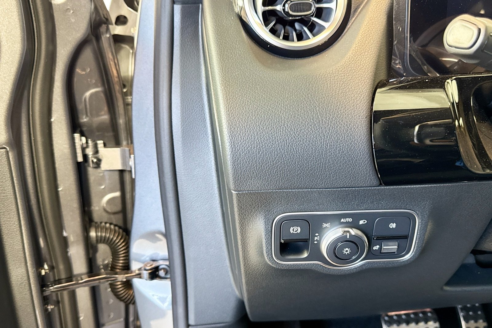 New 2026 Mountain Grey Metallic Mercedes-Benz AMG® GLA 35 image 10