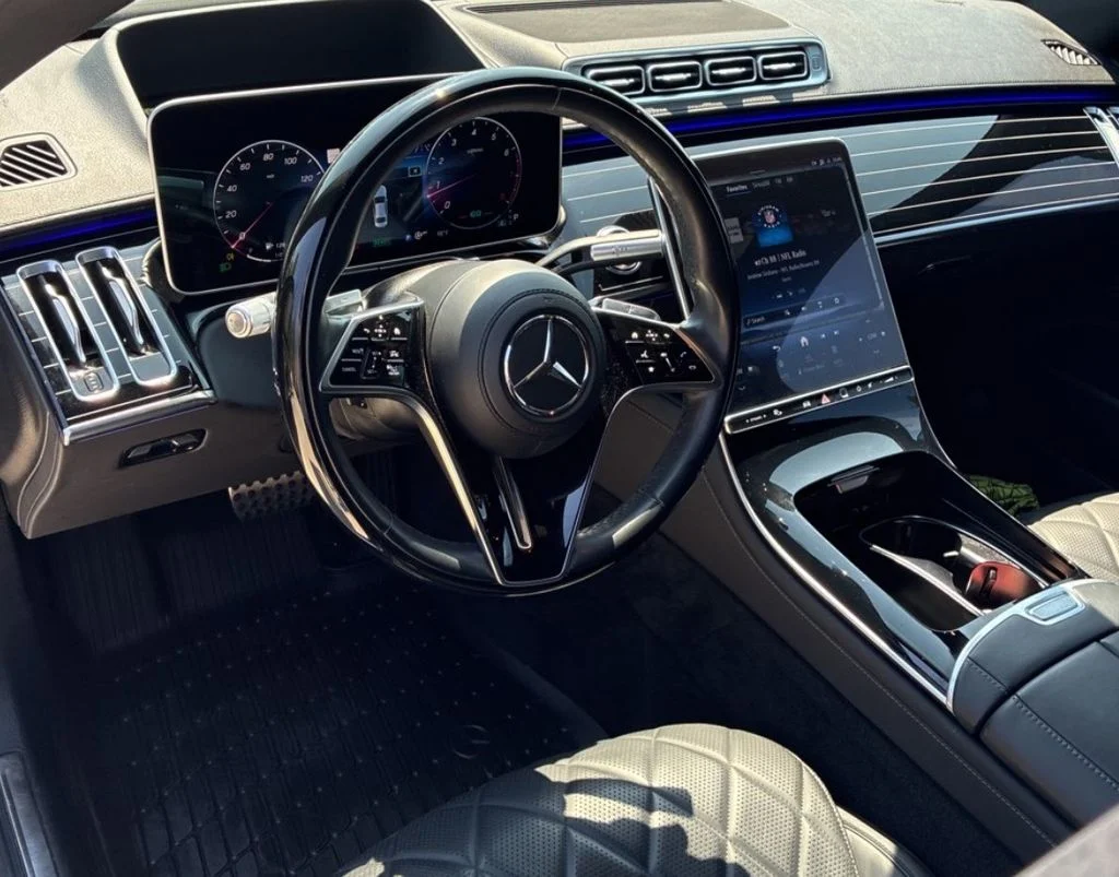 Used 2021 Silver Mercedes-Benz S 580 image 3