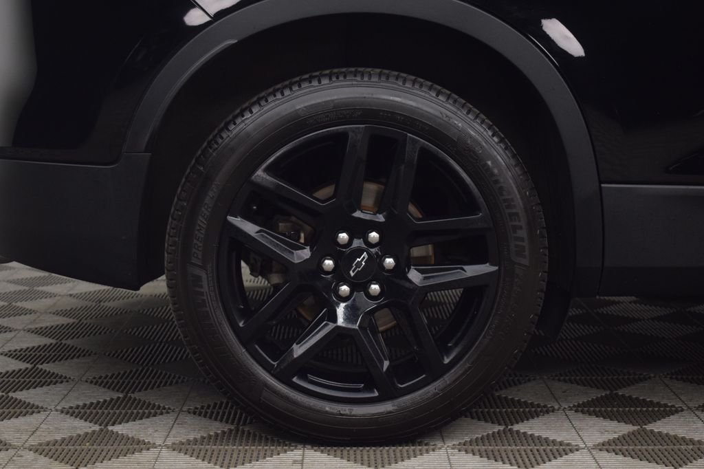 Used 2019 Black Chevrolet Base image 25