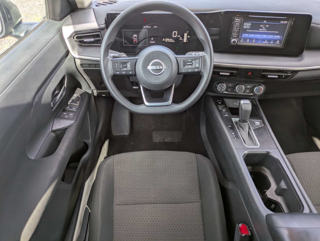 Used 2025 Gray Nissan S image 20