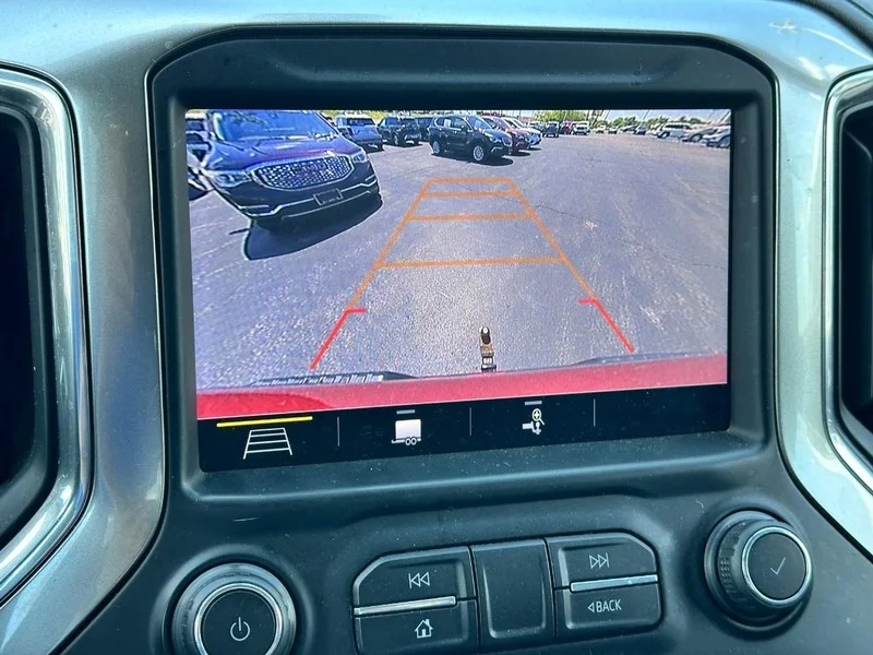 Used 2019 CAJUN RED TINTCOAT Chevrolet RST image 23