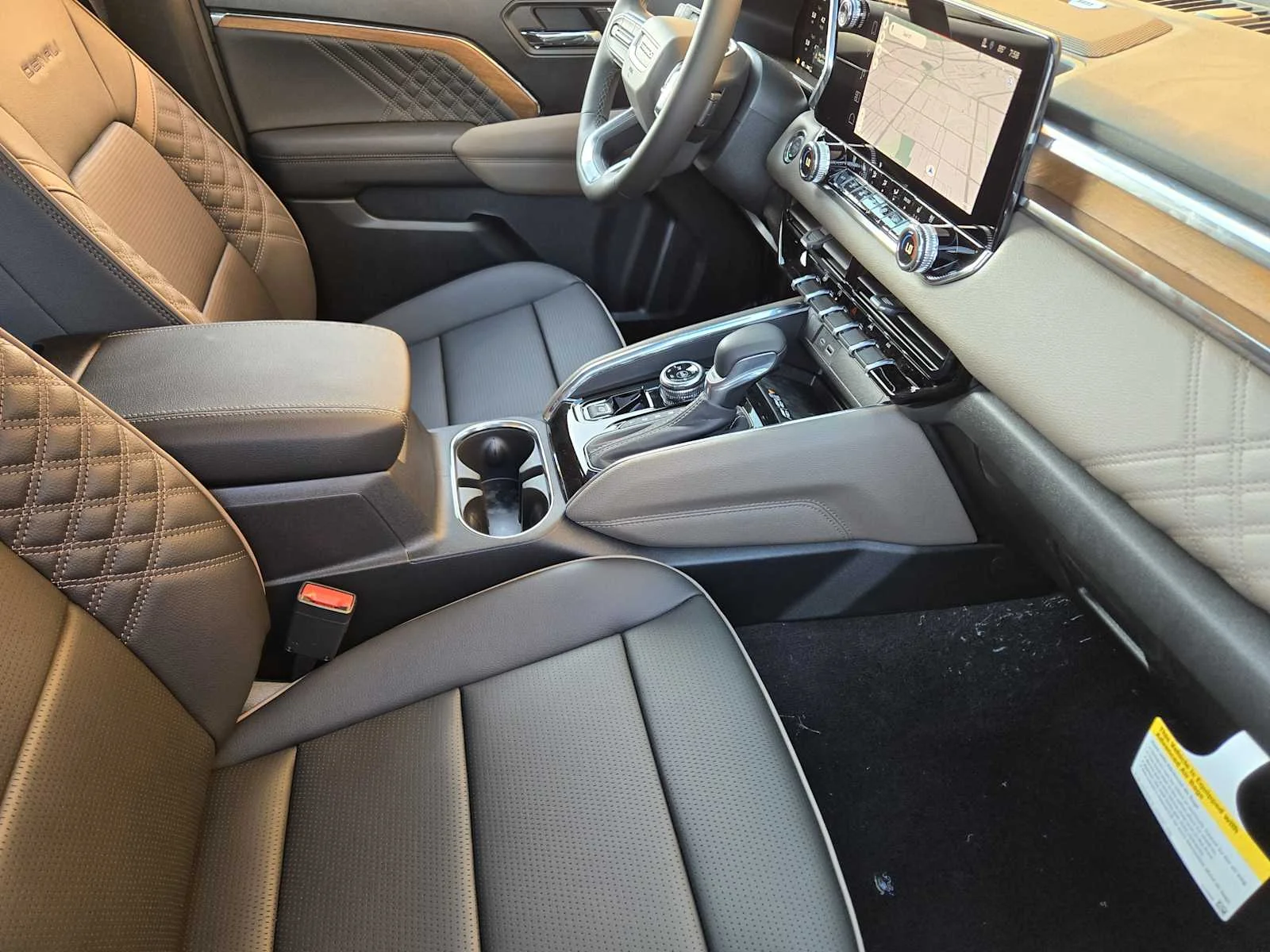 2026 GMC Canyon Denali - Photo 9