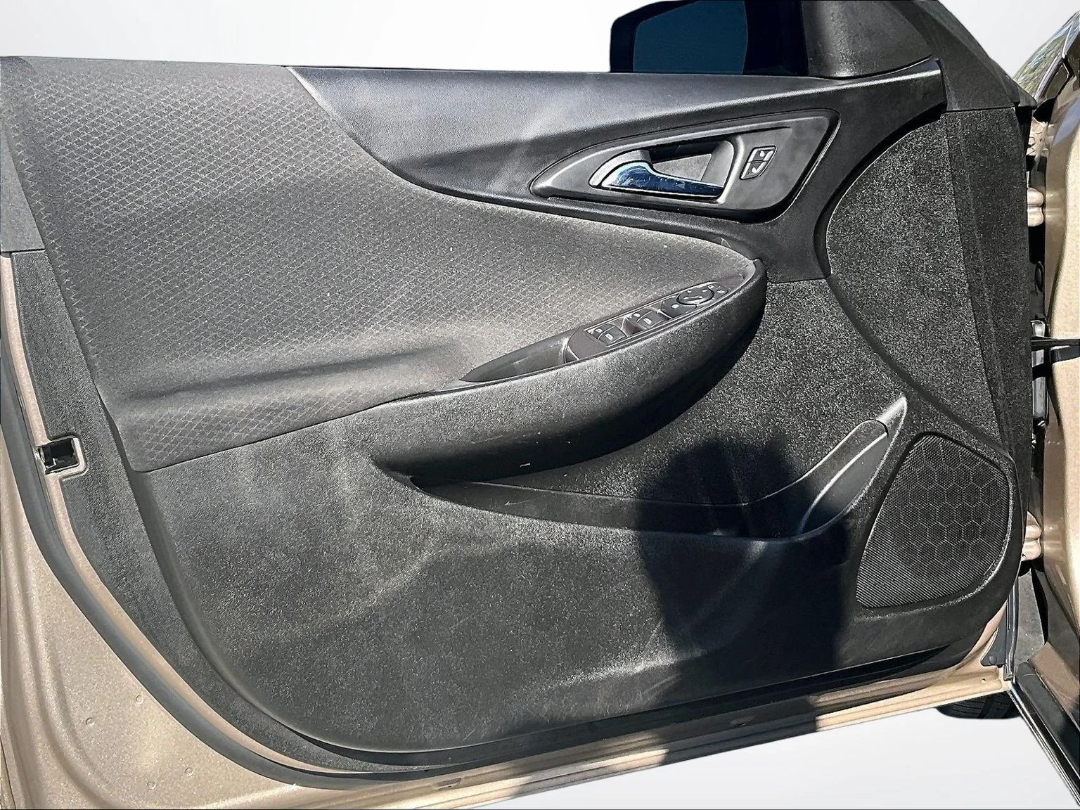 Used 2023 Gray Chevrolet LT image 21