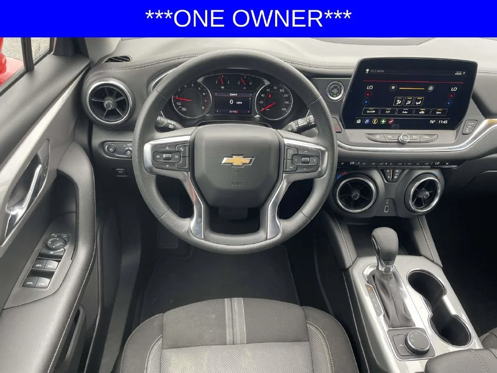 Used 2025 Habanero Orange Chevrolet 2LT image 11