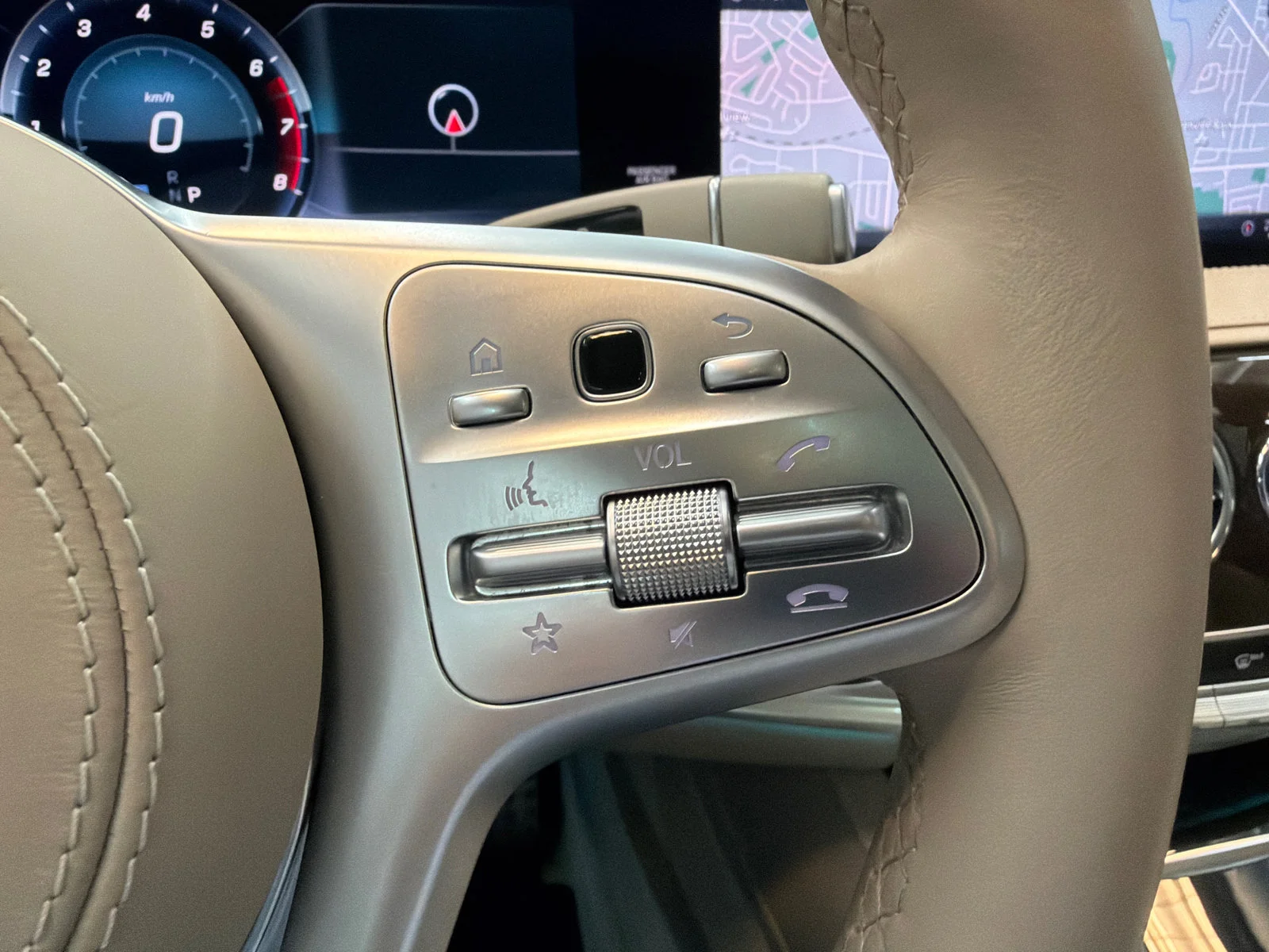 Used 2018 White Mercedes-Benz S 450 image 19