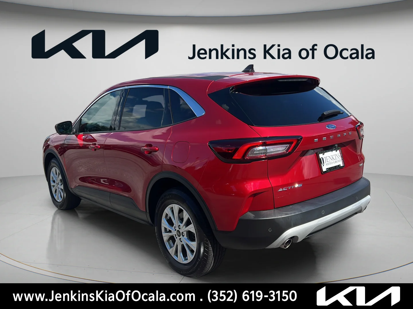 Used 2023 Red Metallic Ford Active image 5