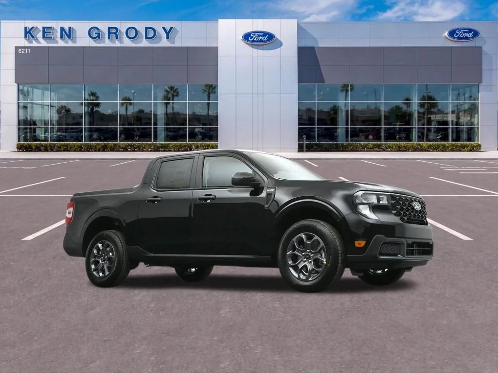 New 2026 Black Ford XLT image 1