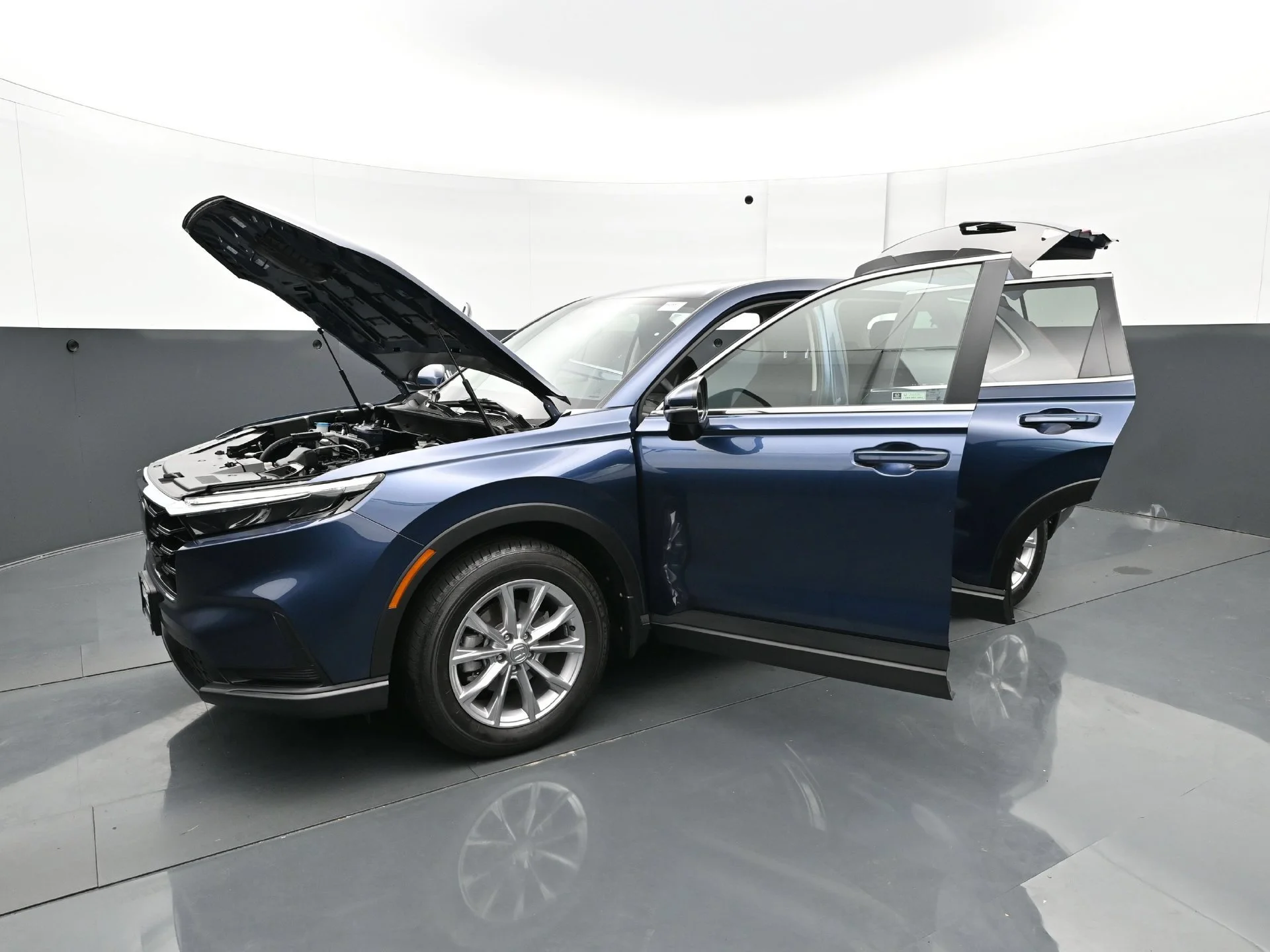 Used 2024 Blue Honda 5D WAGON EX AWD image 33