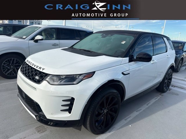 Used 2025  Land Rover SE image 1